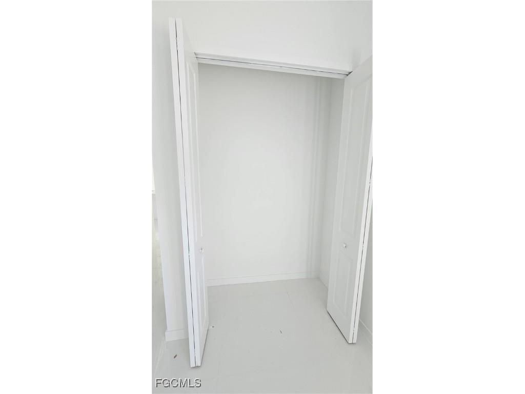 1900 NW 18th Street Cape Coral FL 33993 2026002140 image8