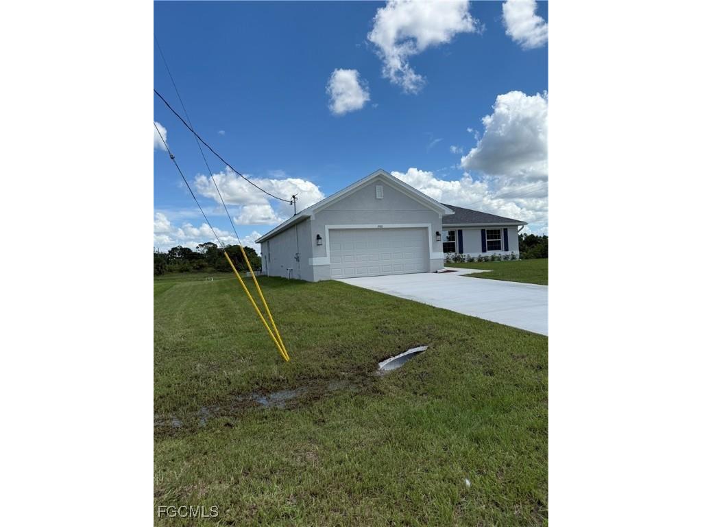 1900 Richland Avenue Lehigh Acres FL 33972 2025004874 image3