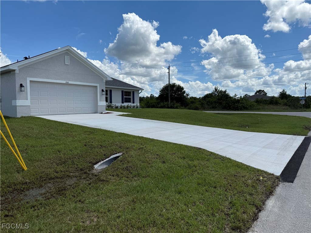 1900 Richland Avenue Lehigh Acres FL 33972 2025004874 image4
