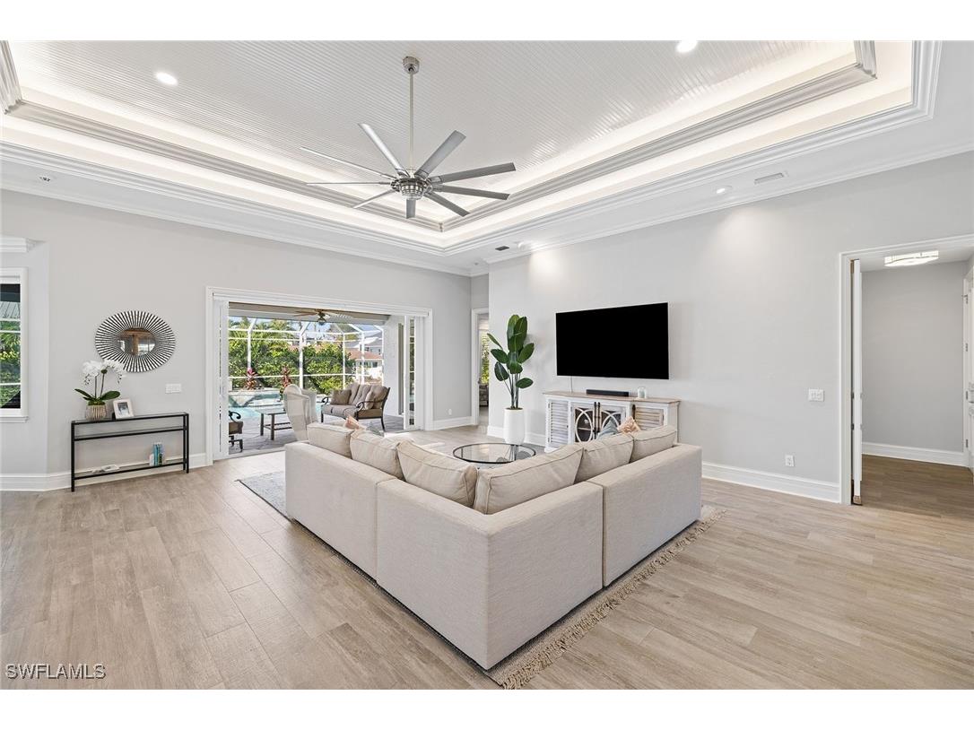 1900 Sandpiper Street Naples FL 34102 225074081 image8