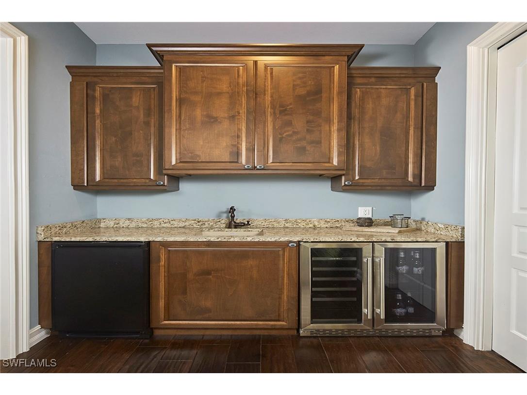 1900 Tiller Terrace Naples FL 34102 225083592 image18