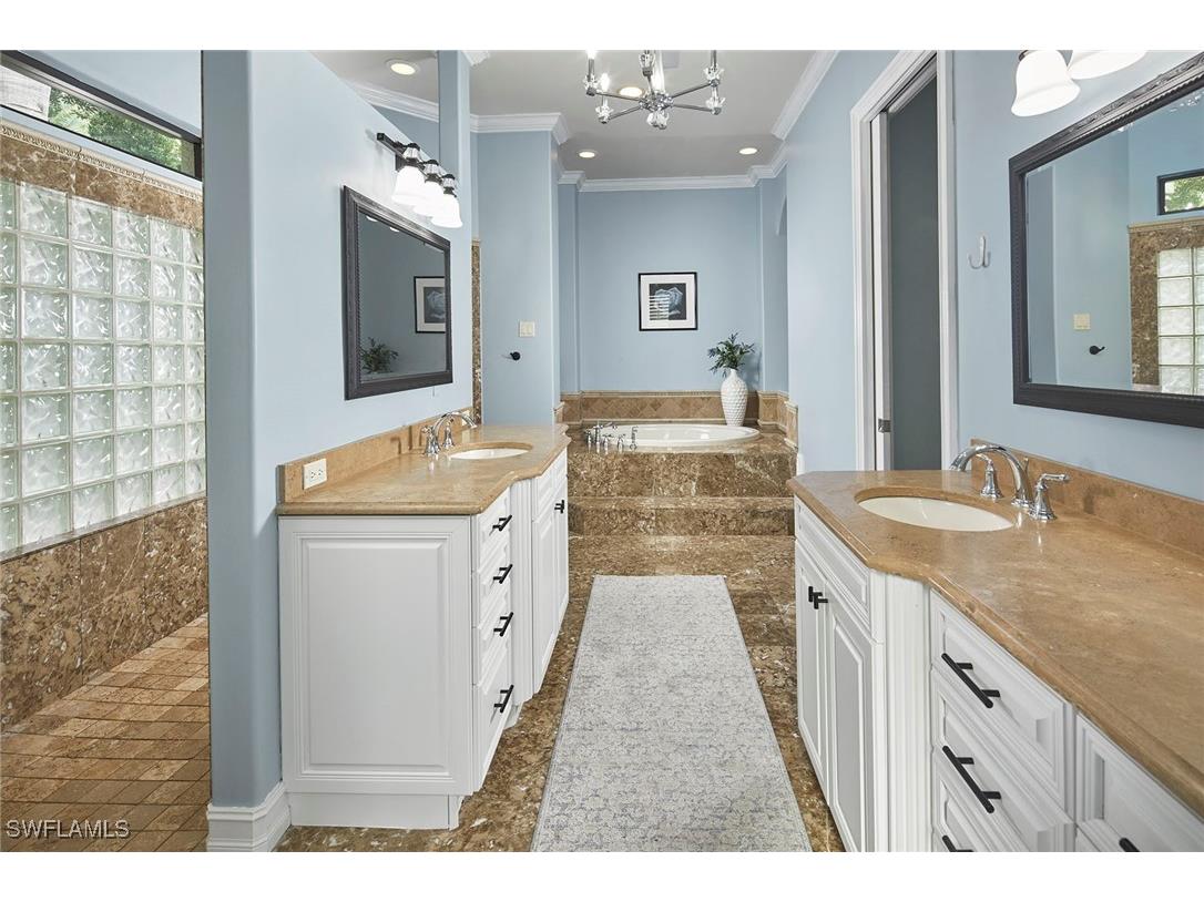 1900 Tiller Terrace Naples FL 34102 225083592 image23