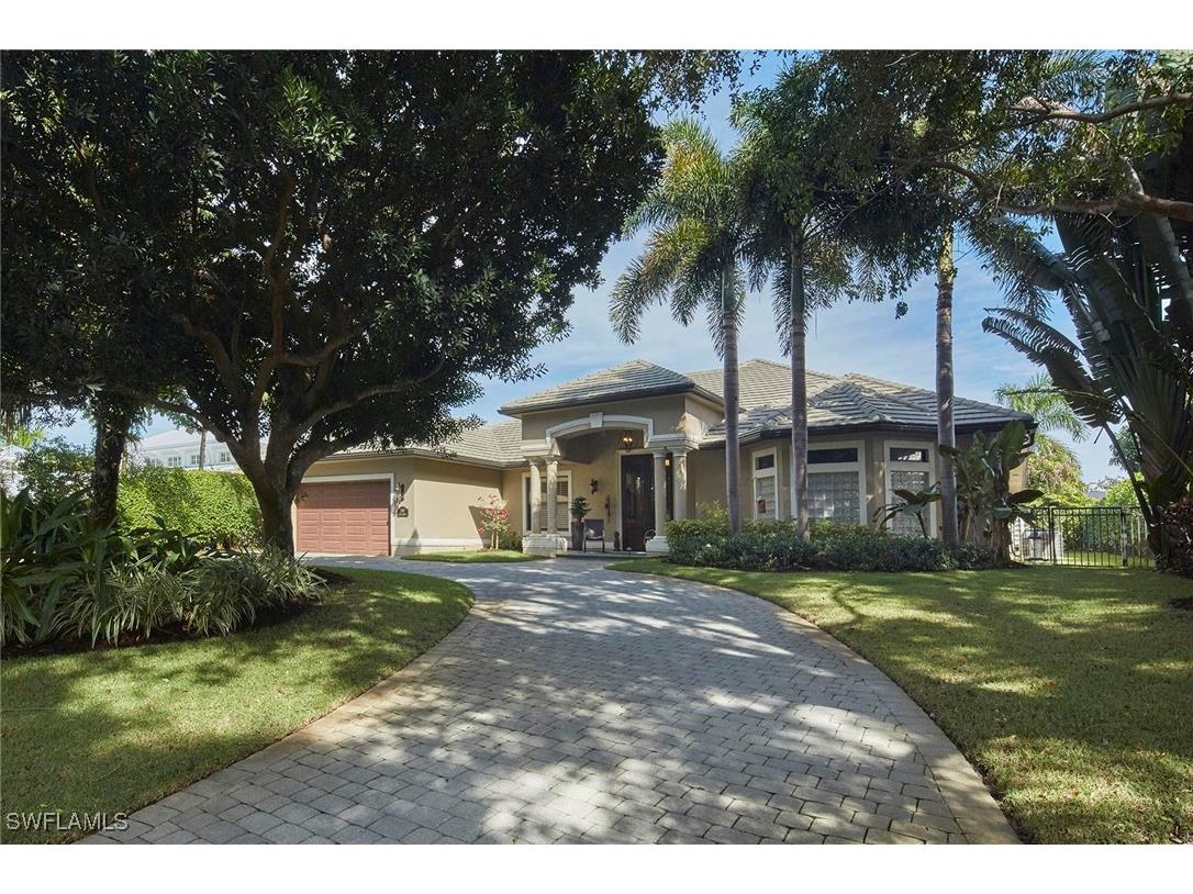 1900 Tiller Terrace Naples FL 34102 225083592 image39