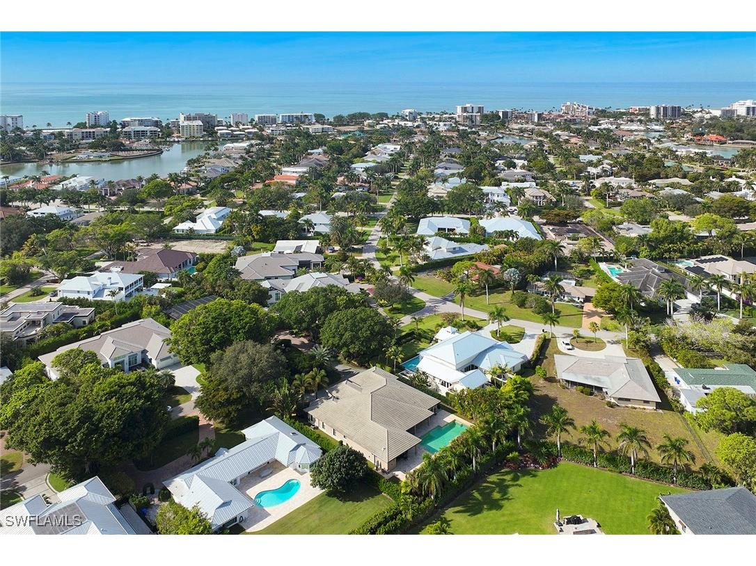 1900 Tiller Terrace Naples FL 34102 225083592 image42