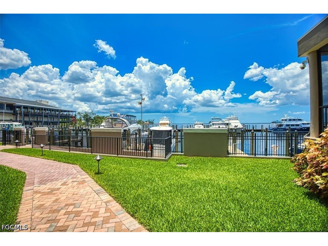 1900 Virginia Avenue #102 Fort Myers FL 33901 2026029470 image40