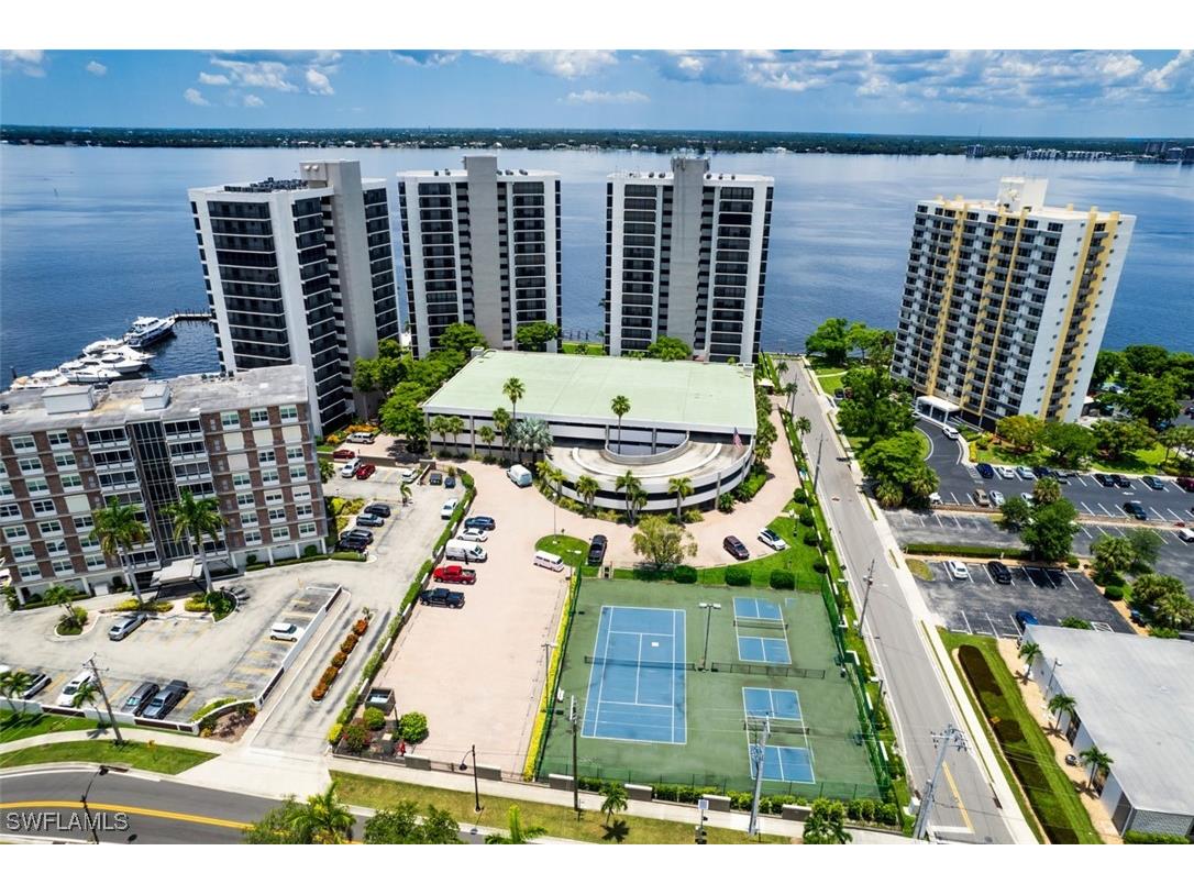 1900 Virginia Avenue #102 Fort Myers FL 33901 225056201 image2