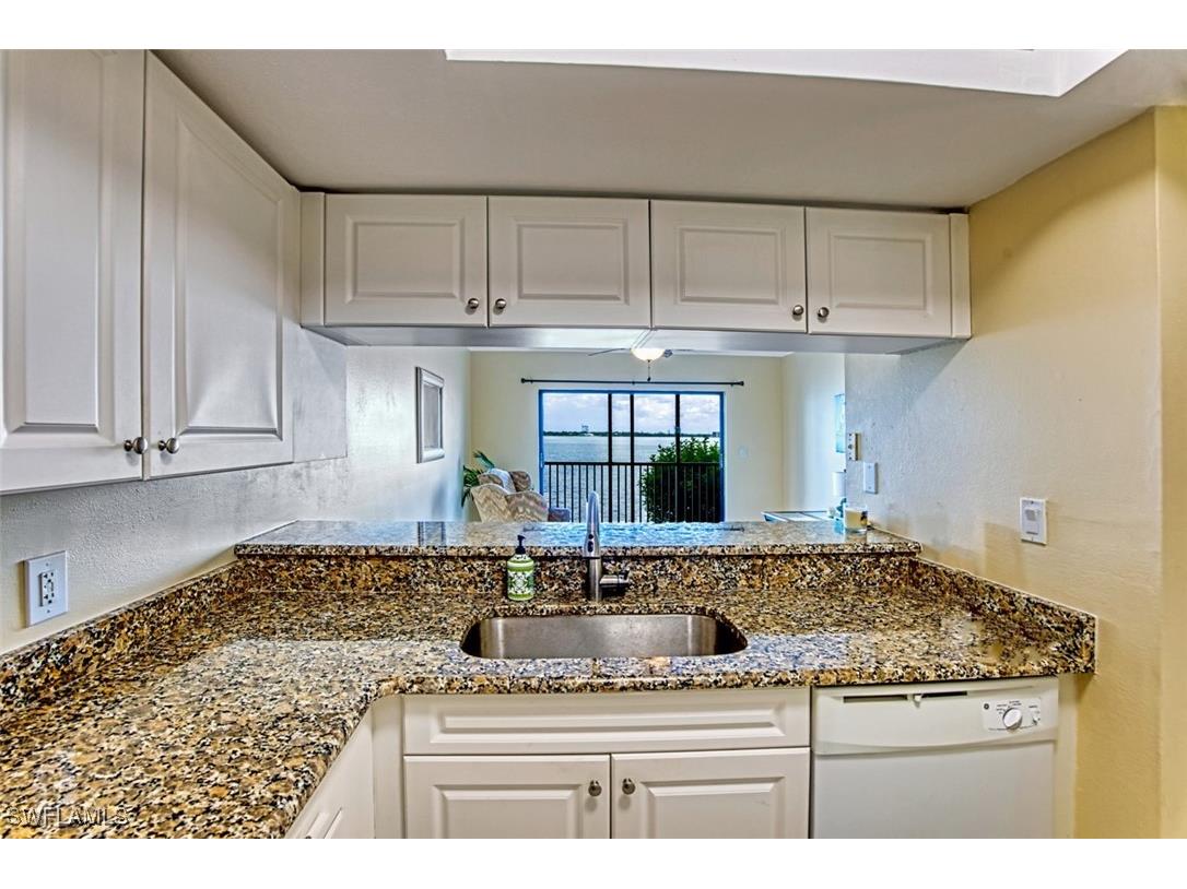 1900 Virginia Avenue #102 Fort Myers FL 33901 225056201 image23