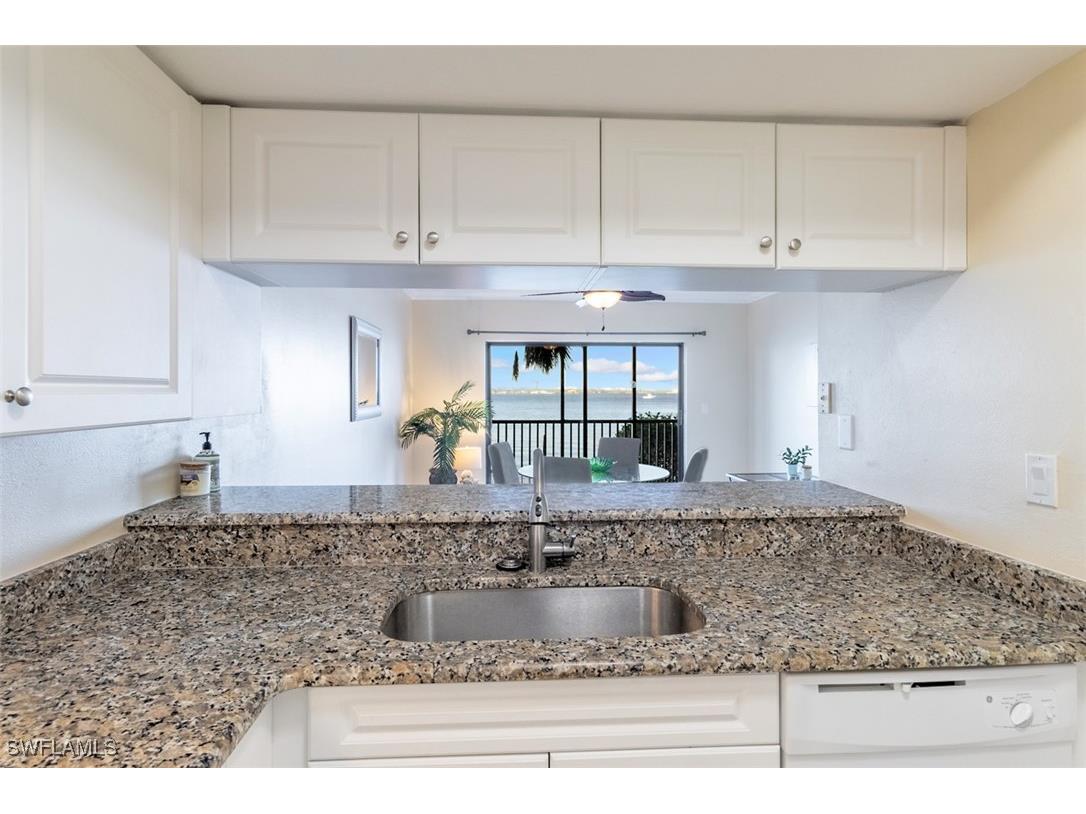 1900 Virginia Avenue #102 Fort Myers FL 33901 225056201 image24