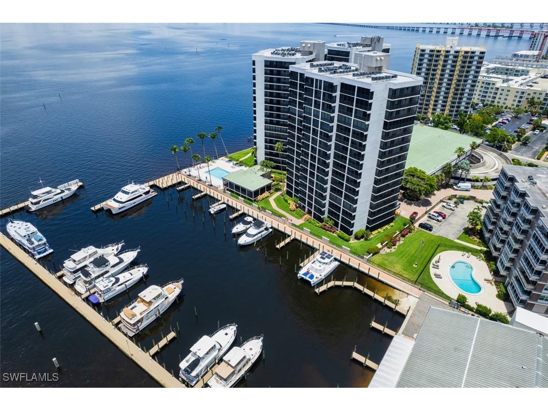 1900 Virginia Avenue #102 Fort Myers FL 33901 225056201 image4