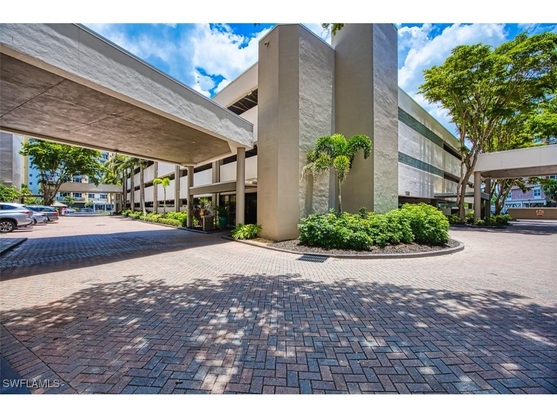 1900 Virginia Avenue #102 Fort Myers FL 33901 225056201 image7