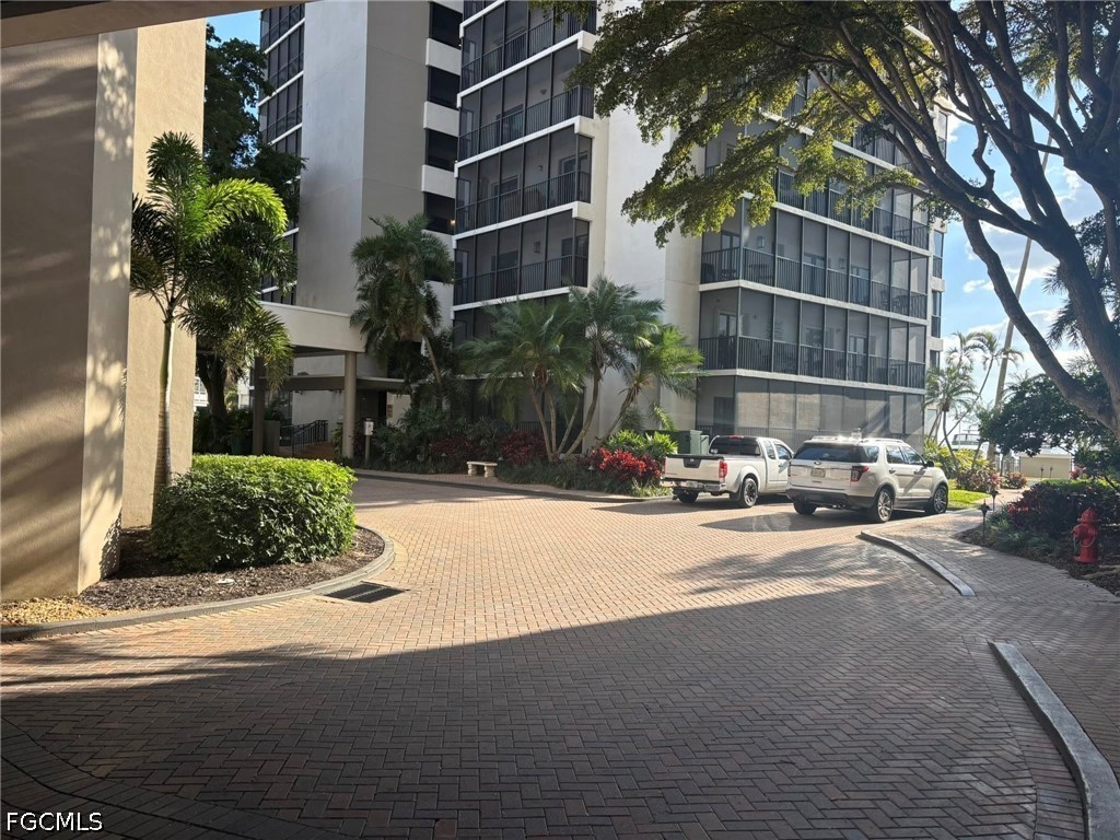 1900 Virginia Avenue #103 Fort Myers FL 33901 2026017274 image3