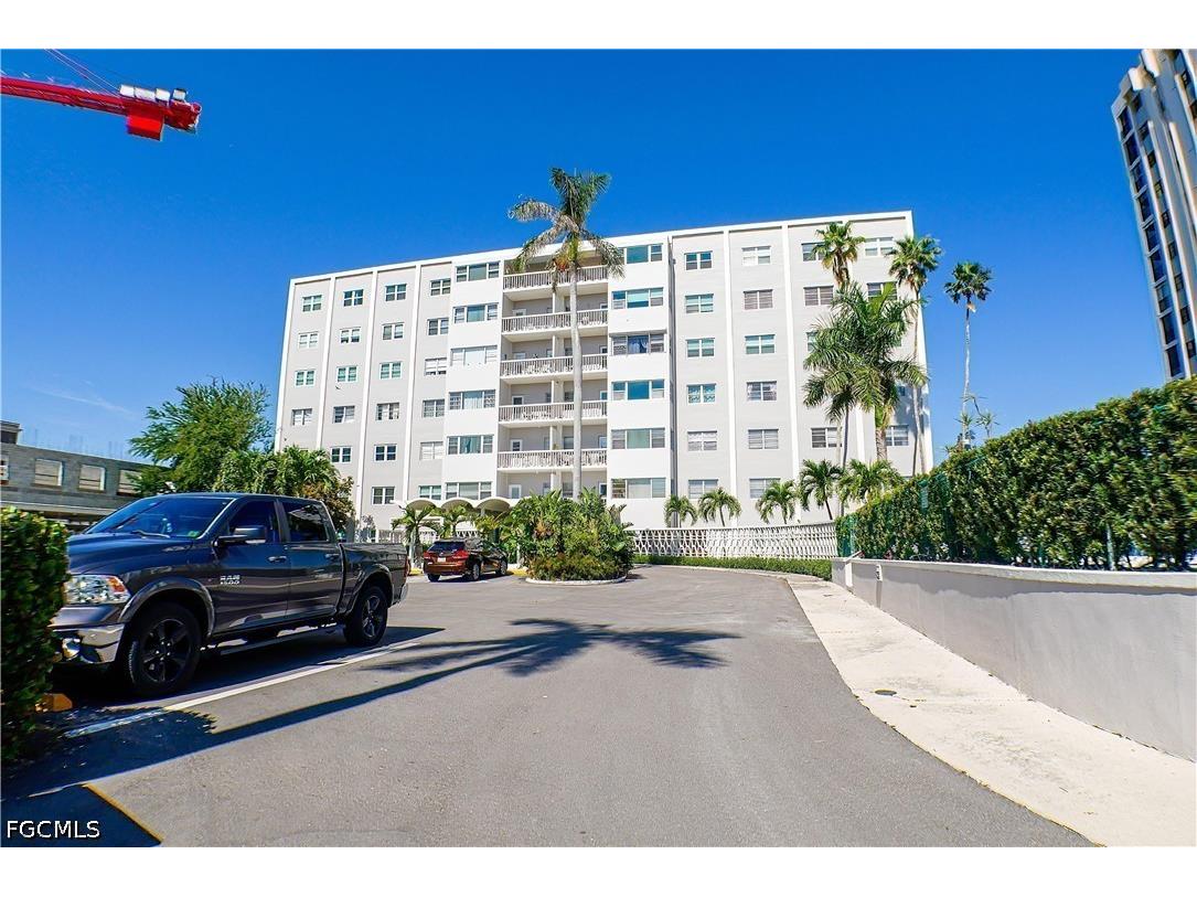 1900 Clifford Street #603 Fort Myers FL 33901 2026024411 image1