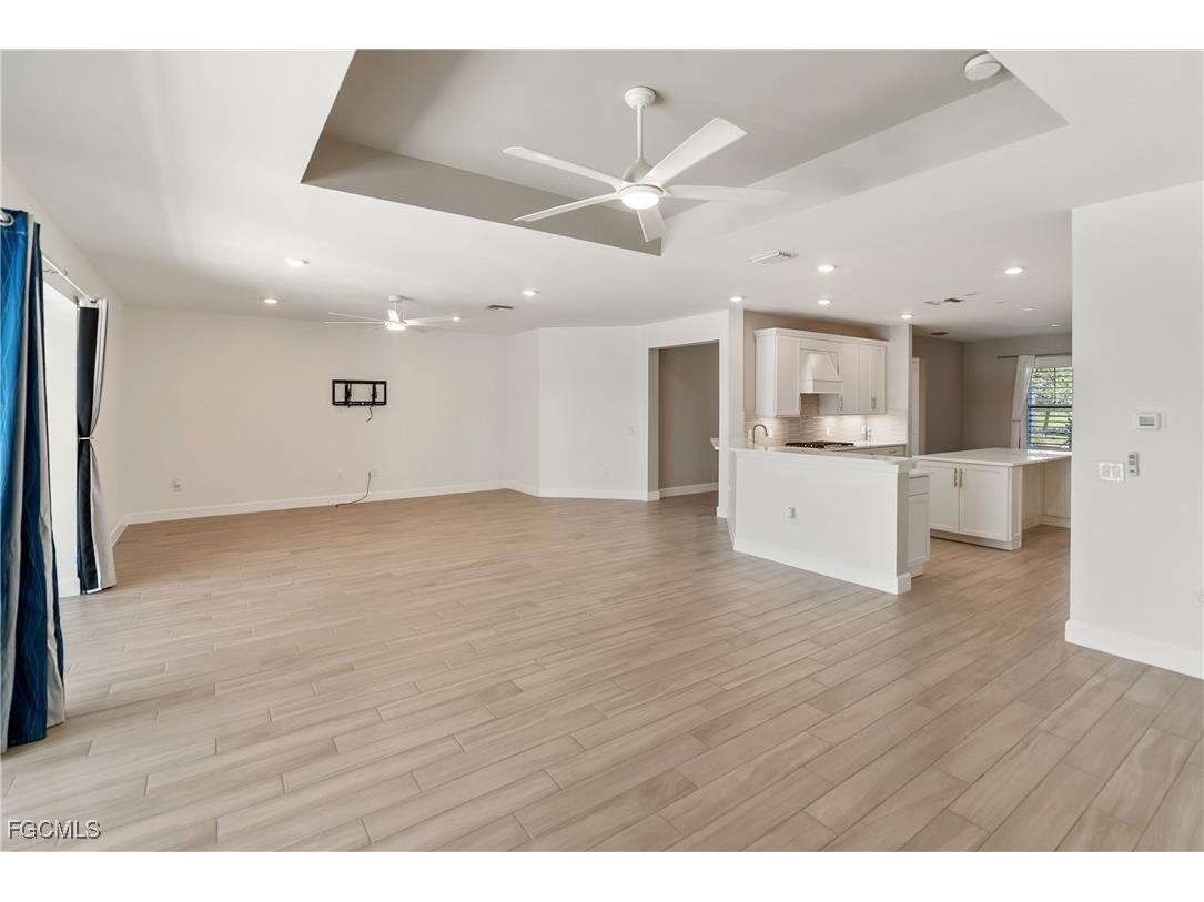 19001 Aqua Shore Drive Fort Myers FL 33913 2025003065 image24