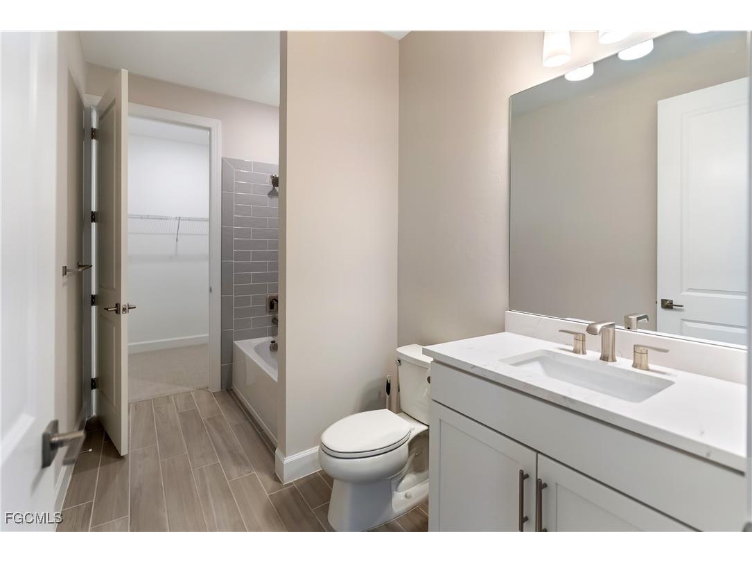 19001 Aqua Shore Drive Fort Myers FL 33913 2025003065 image9