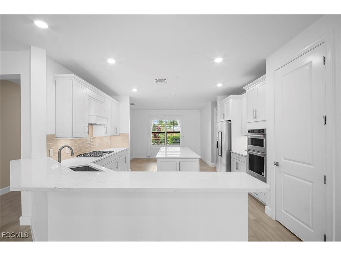 19001 Aqua Shore Drive Fort Myers FL 33913 2026001183 image10