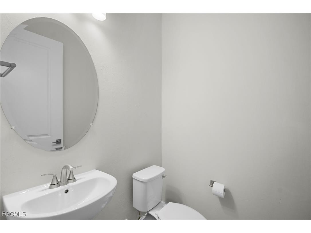 19001 Aqua Shore Drive Fort Myers FL 33913 2026001183 image19