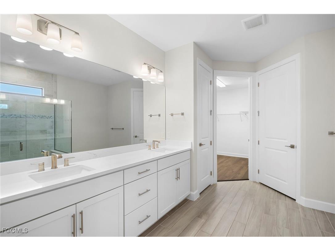 19001 Aqua Shore Drive Fort Myers FL 33913 2026001183 image27