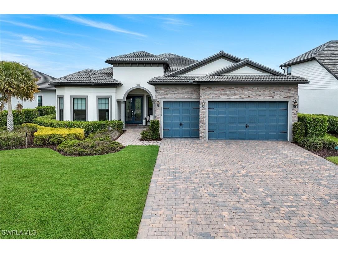 19009 Aqua Shore Drive Fort Myers FL 33913 225026907 image1