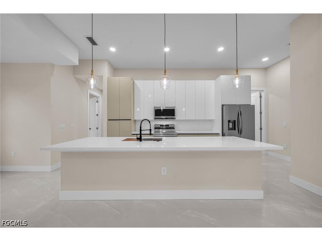 1901 Cedar Avenue N Lehigh Acres FL 33971 2026021900 image10