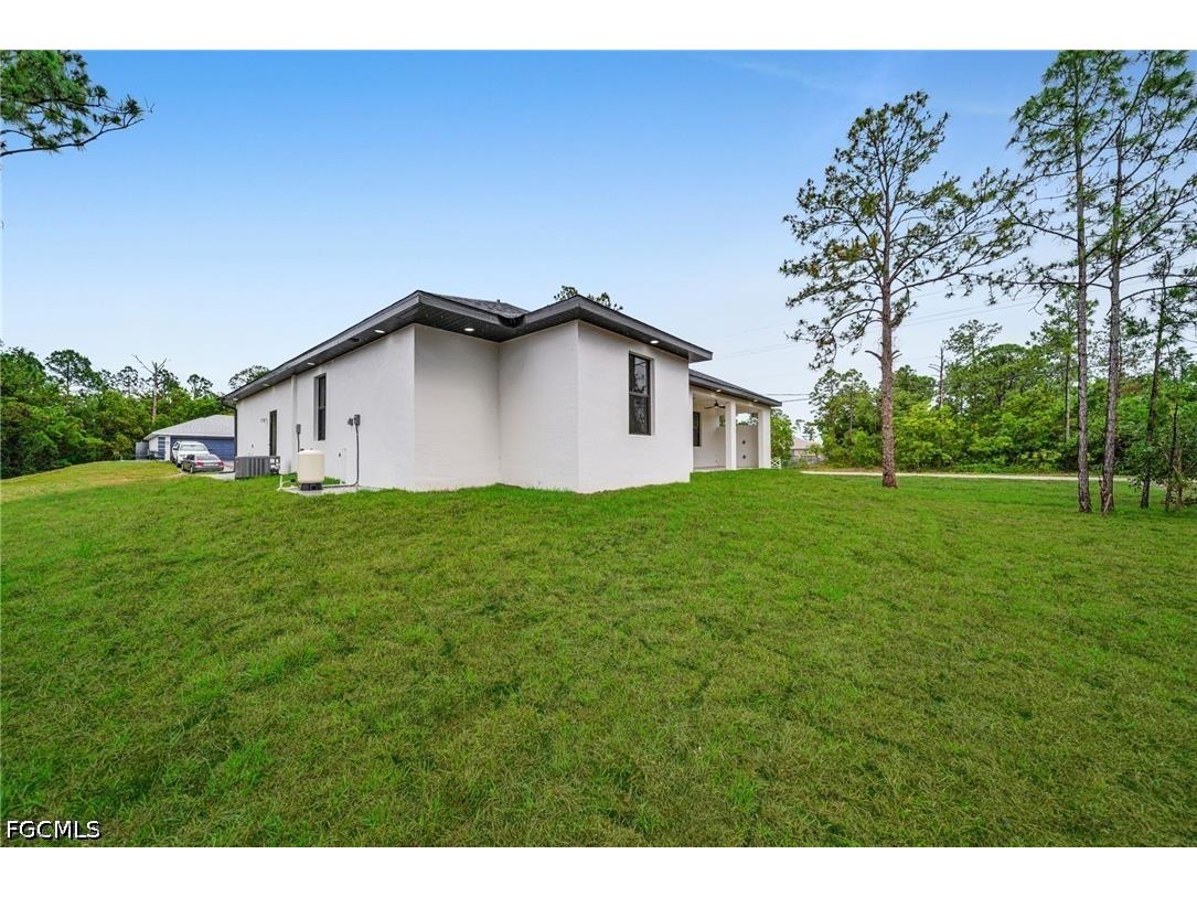 1901 Cedar Avenue N Lehigh Acres FL 33971 2026021900 image44