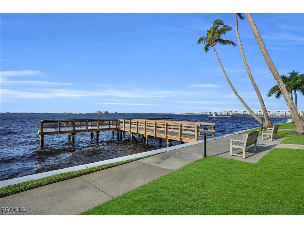 1901 Clifford Street #1001 Fort Myers FL 33901 2025026336 image13