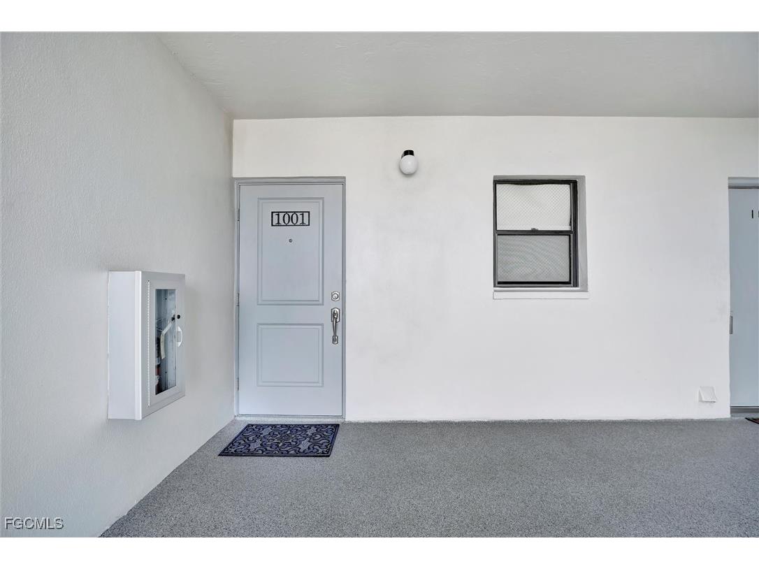 1901 Clifford Street #1001 Fort Myers FL 33901 2025026336 image16