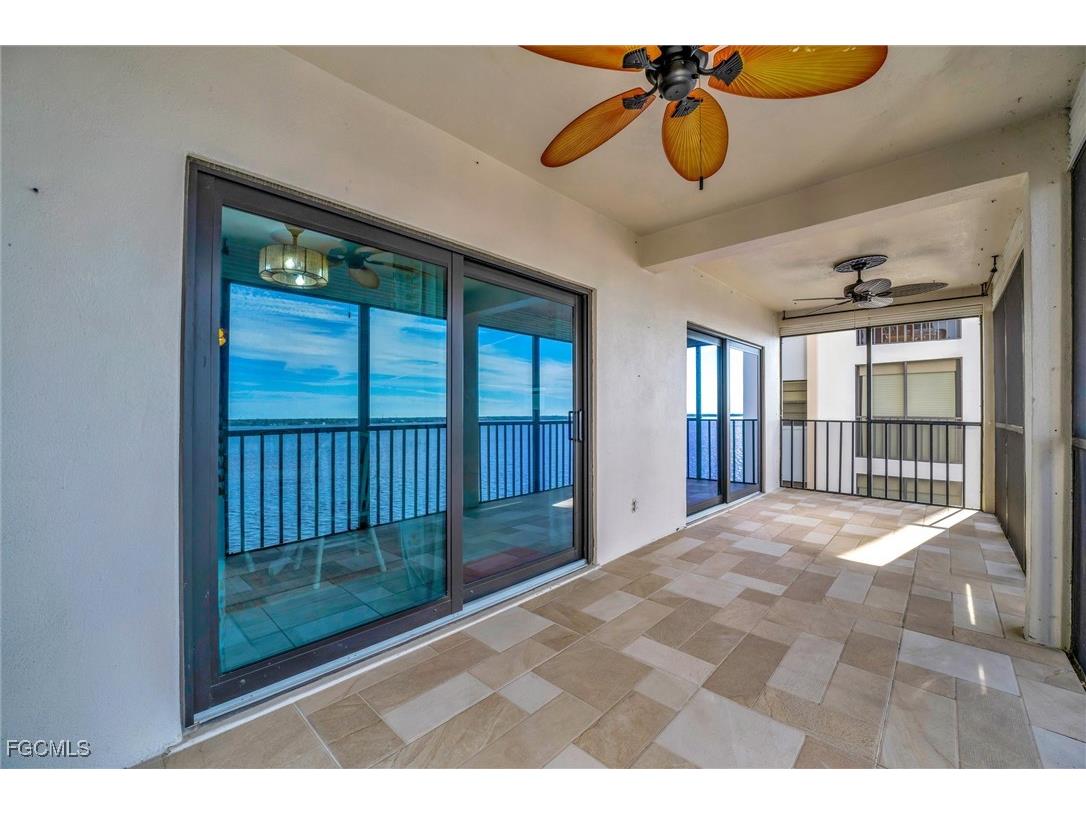 1901 Clifford Street #1001 Fort Myers FL 33901 2025026336 image33