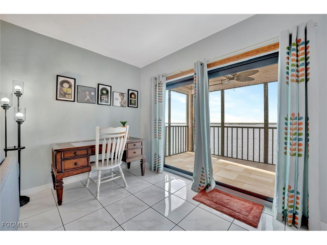 1901 Clifford Street #1001 Fort Myers FL 33901 2025026336 image5