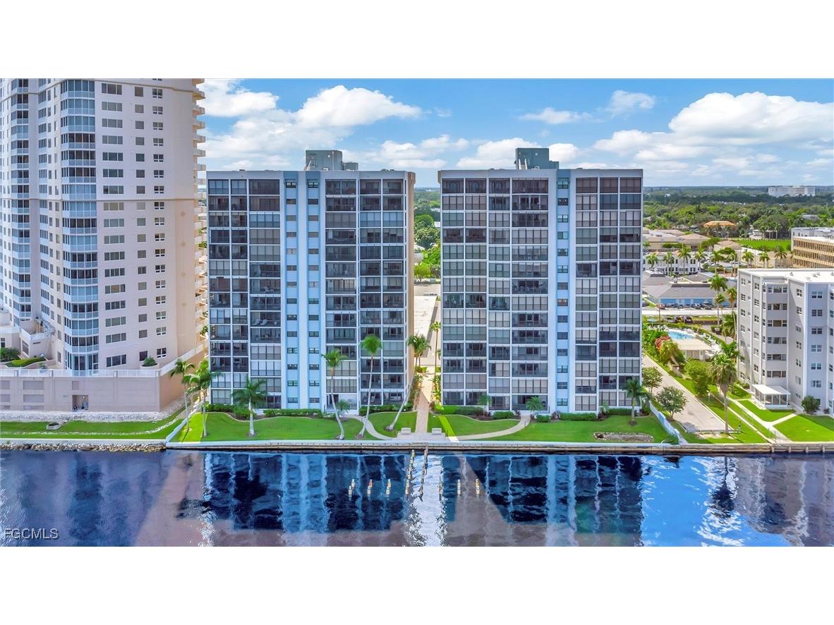 1901 Clifford Street #1001 Fort Myers FL 33901 2025026336 image7