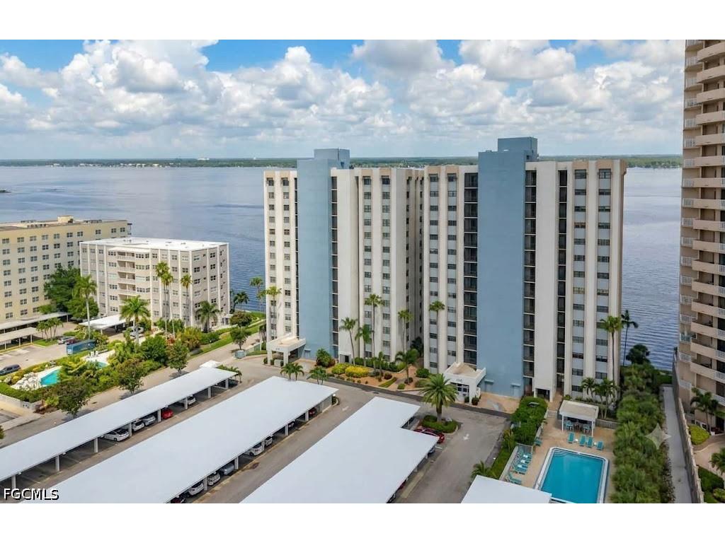 1901 Clifford Street #1003 Fort Myers FL 33901 2026027863 image1