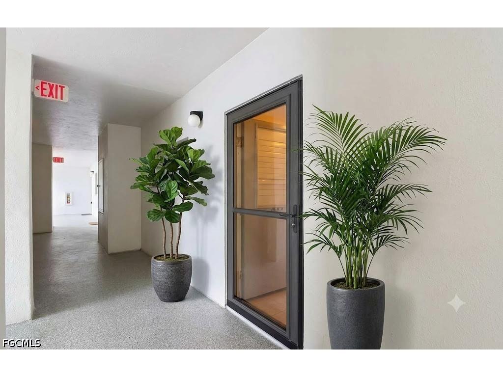 1901 Clifford Street #1003 Fort Myers FL 33901 2026027863 image2