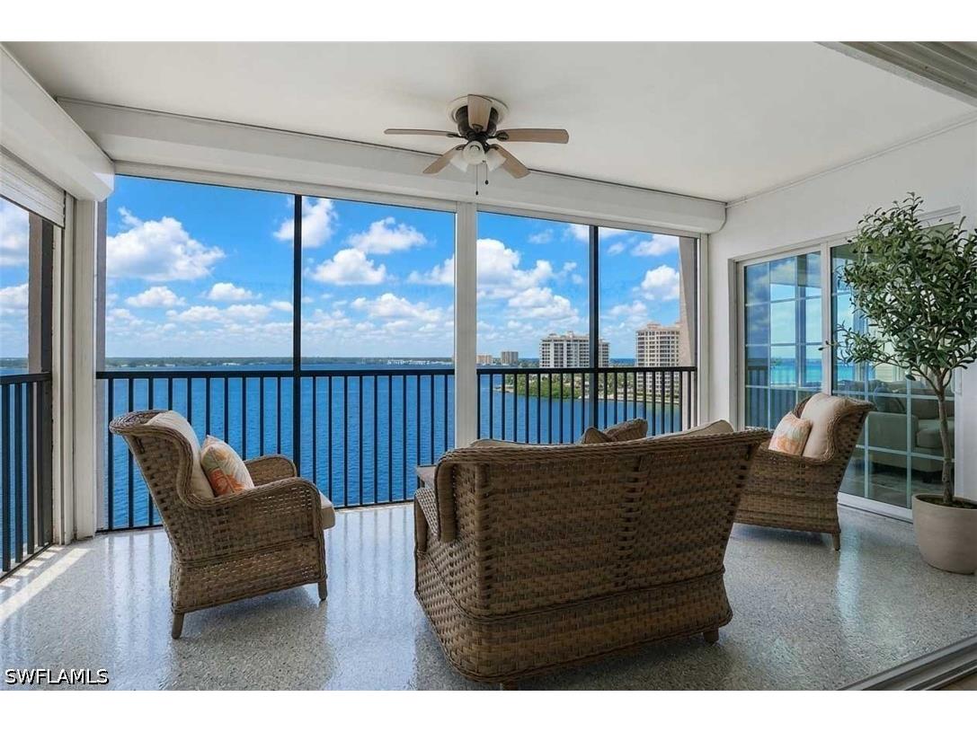 1901 Clifford Street #1402 Fort Myers FL 33901 226027019 image1