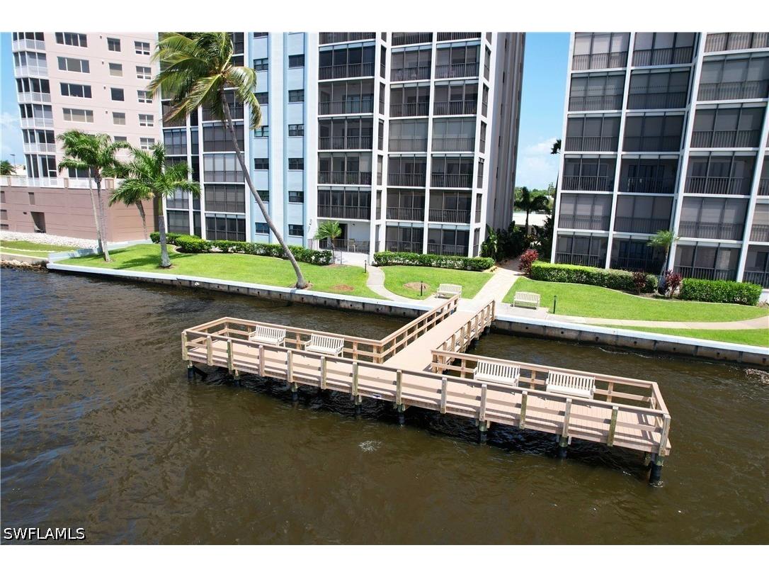 1901 Clifford Street #1402 Fort Myers FL 33901 226027019 image5