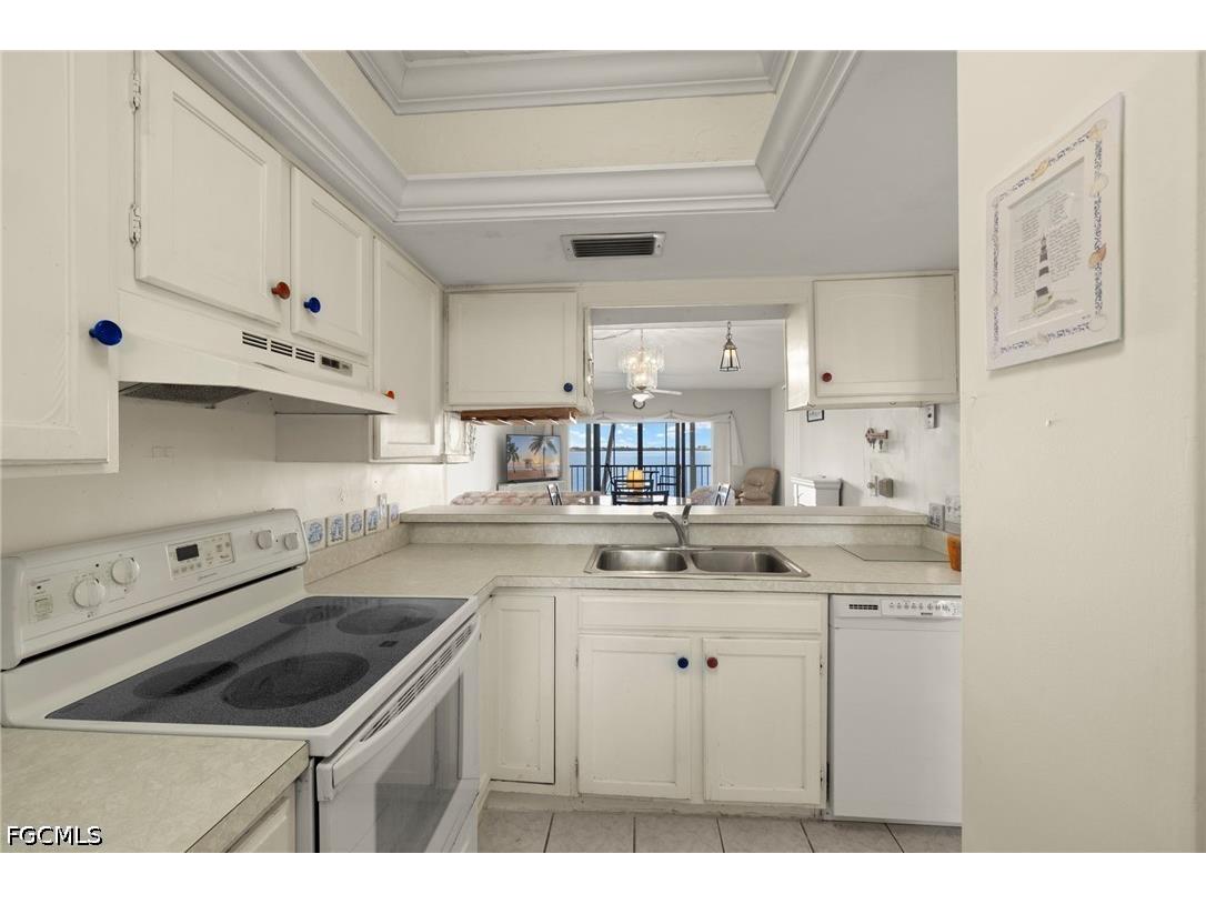 1901 Clifford Street #202 Fort Myers FL 33901 2026017861 image9