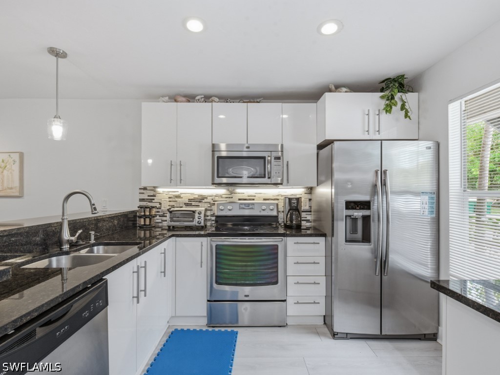 1901 Courtyard Way #C105 Naples FL 34112 226020336 image11