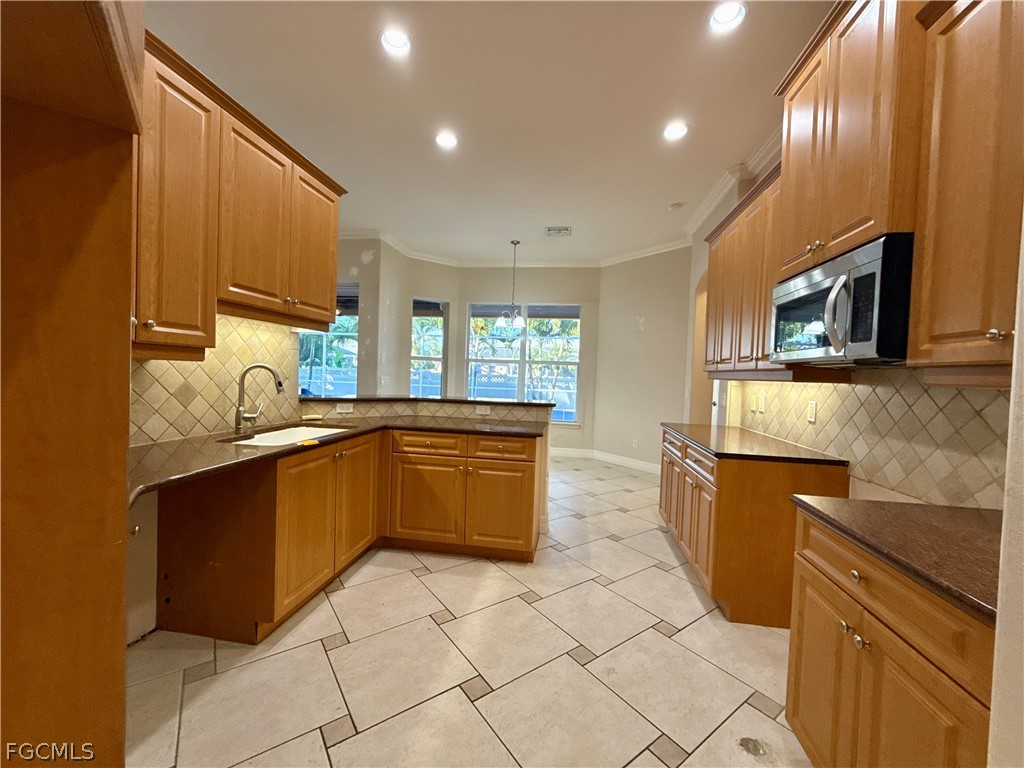 1901 El Dorado Parkway W Cape Coral FL 33914 2026013506 image6