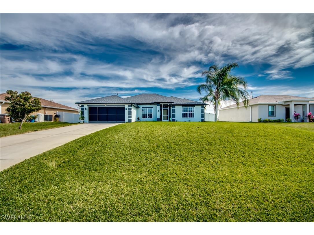 1901 NE 2nd Place Cape Coral FL 33909 224012767 image1