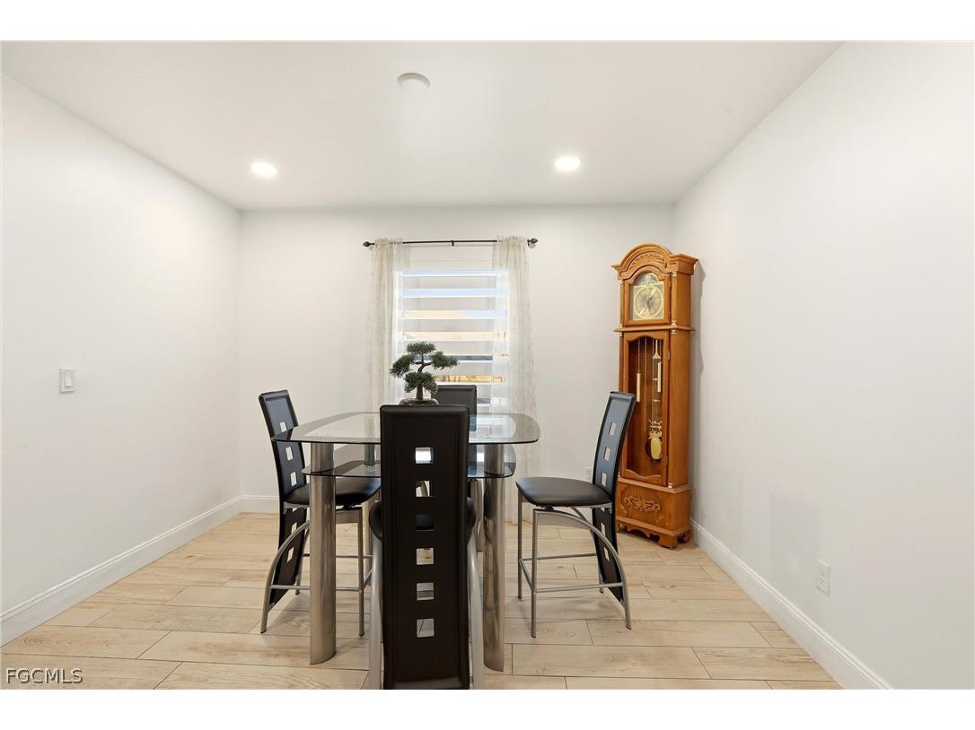 1901 SW 14th Street Cape Coral FL 33991 2026006961 image11