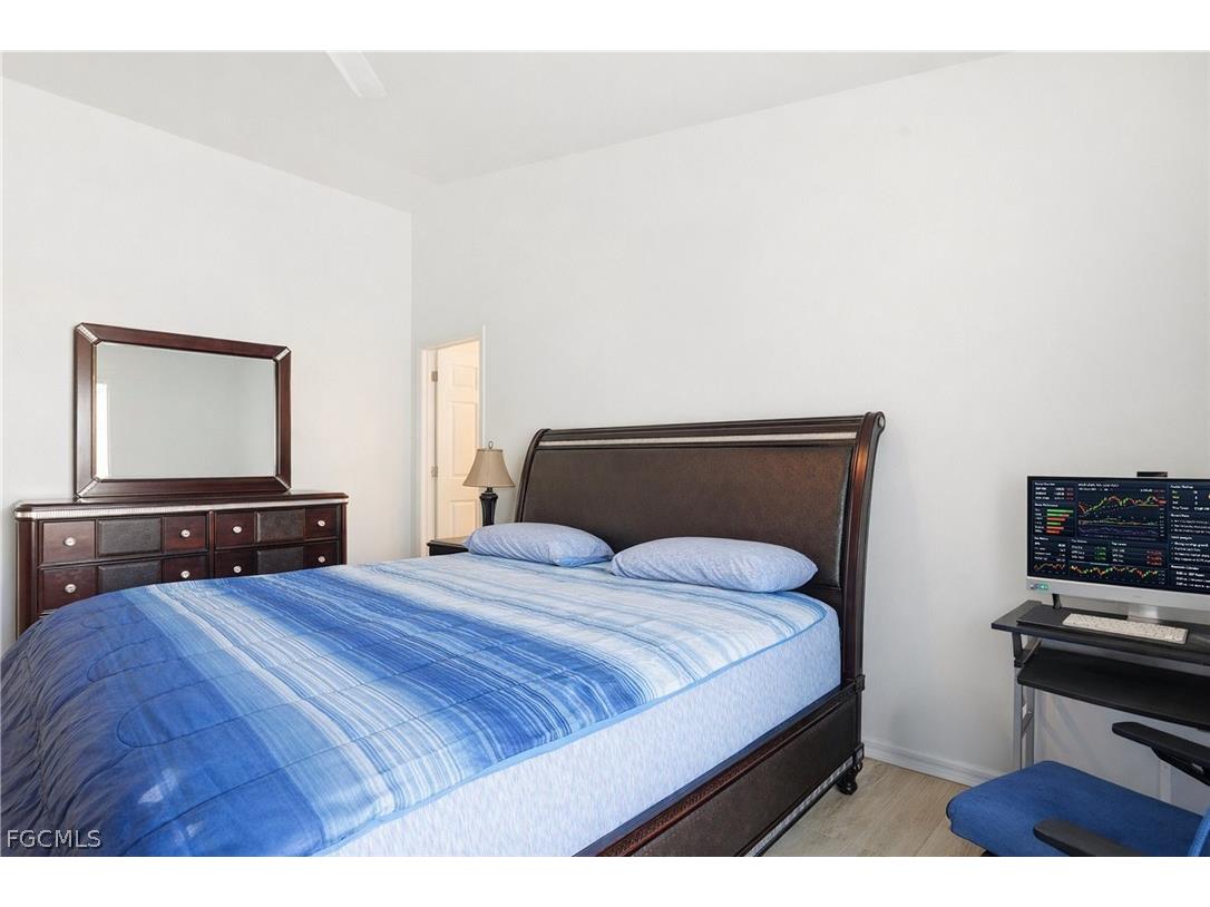 1901 SW 14th Street Cape Coral FL 33991 2026006961 image21