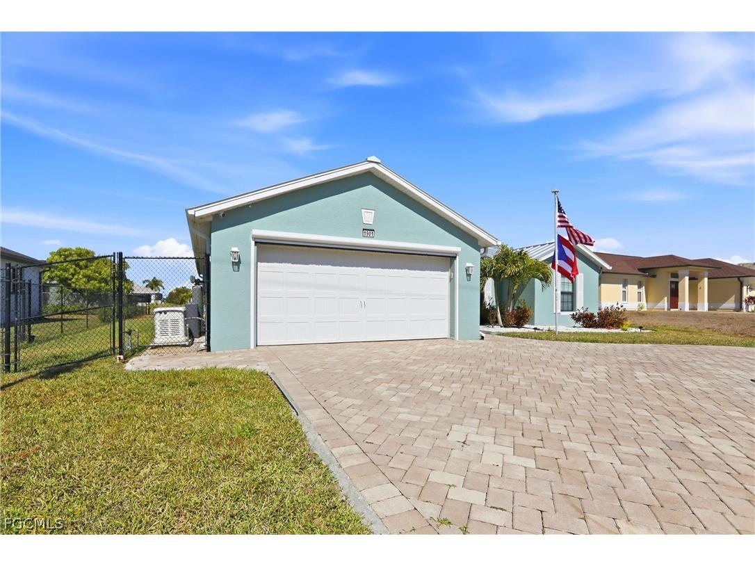 1901 SW 14th Street Cape Coral FL 33991 2026006961 image4