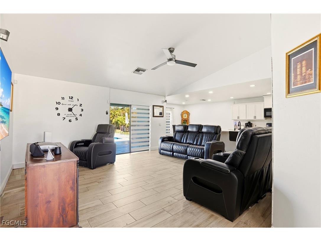 1901 SW 14th Street Cape Coral FL 33991 2026006961 image6