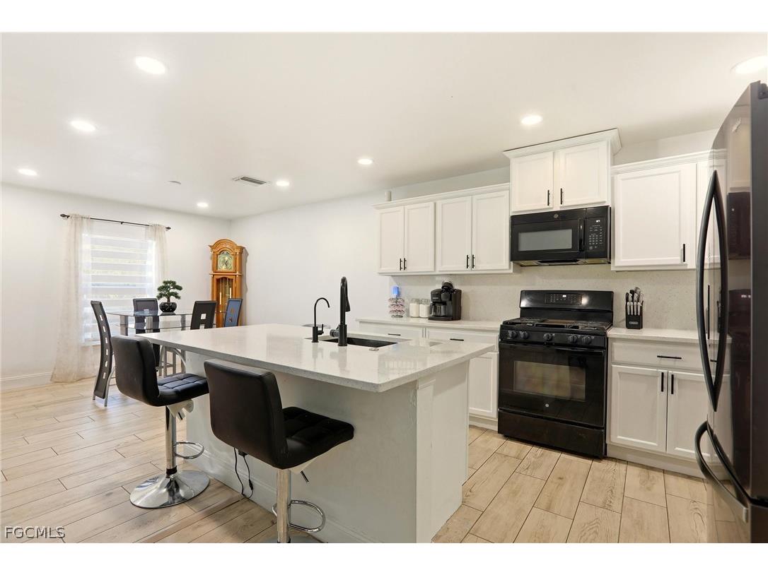 1901 SW 14th Street Cape Coral FL 33991 2026006961 image9