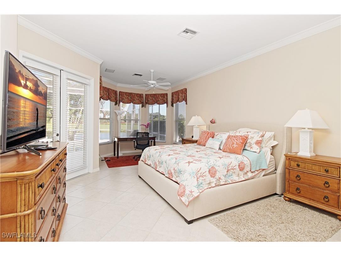 1901 Winding Oaks Way Naples FL 34109 225082862 image10