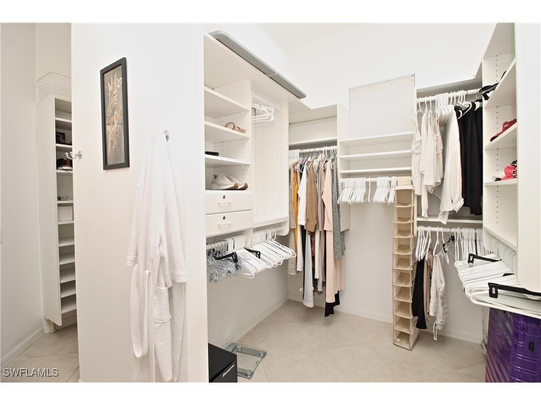 1901 Winding Oaks Way Naples FL 34109 225082862 image12