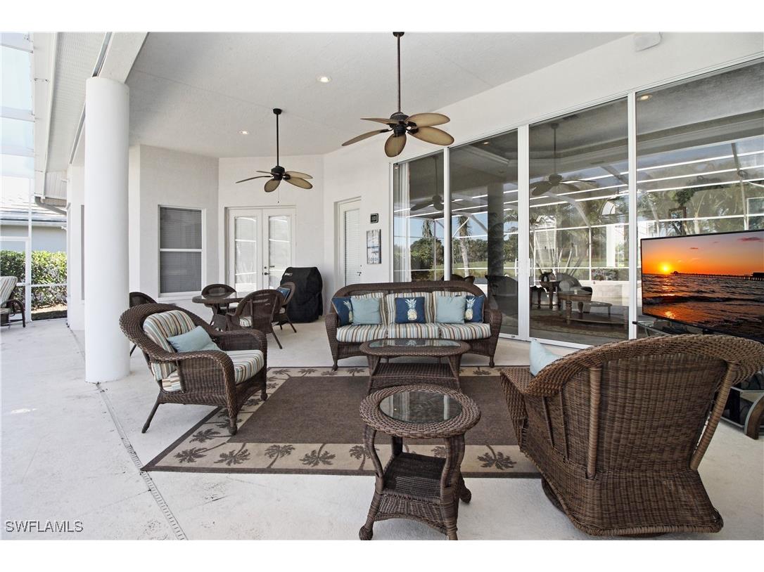 1901 Winding Oaks Way Naples FL 34109 225082862 image21