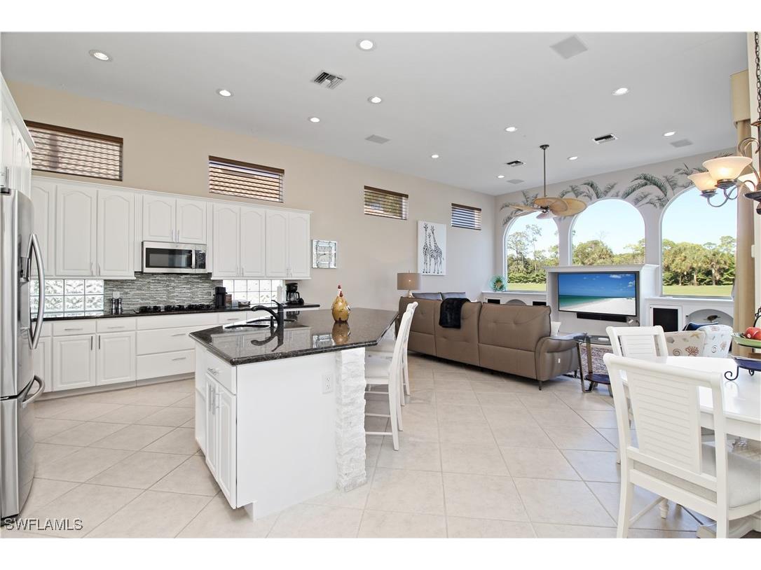 1901 Winding Oaks Way Naples FL 34109 225082862 image4