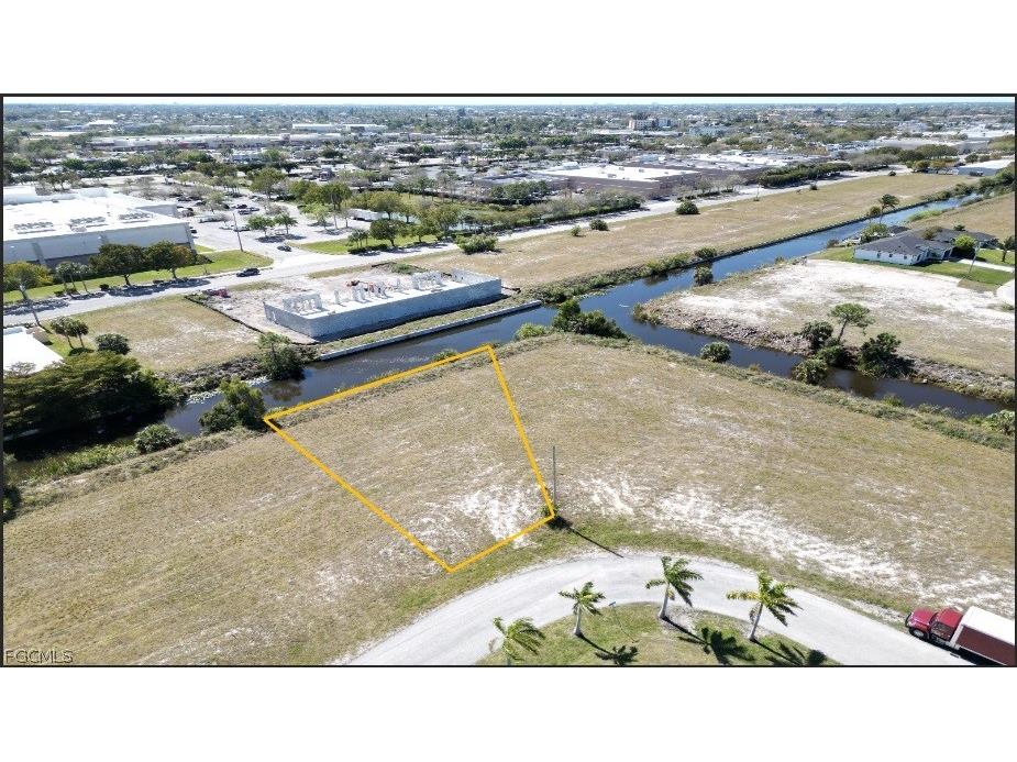 1902 NE 12th Lane Cape Coral FL 33909 2026012955 image2