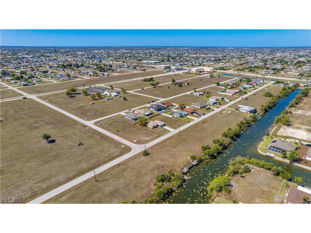 1902 NE 17th Terrace Cape Coral FL 33909 2026013355 image5