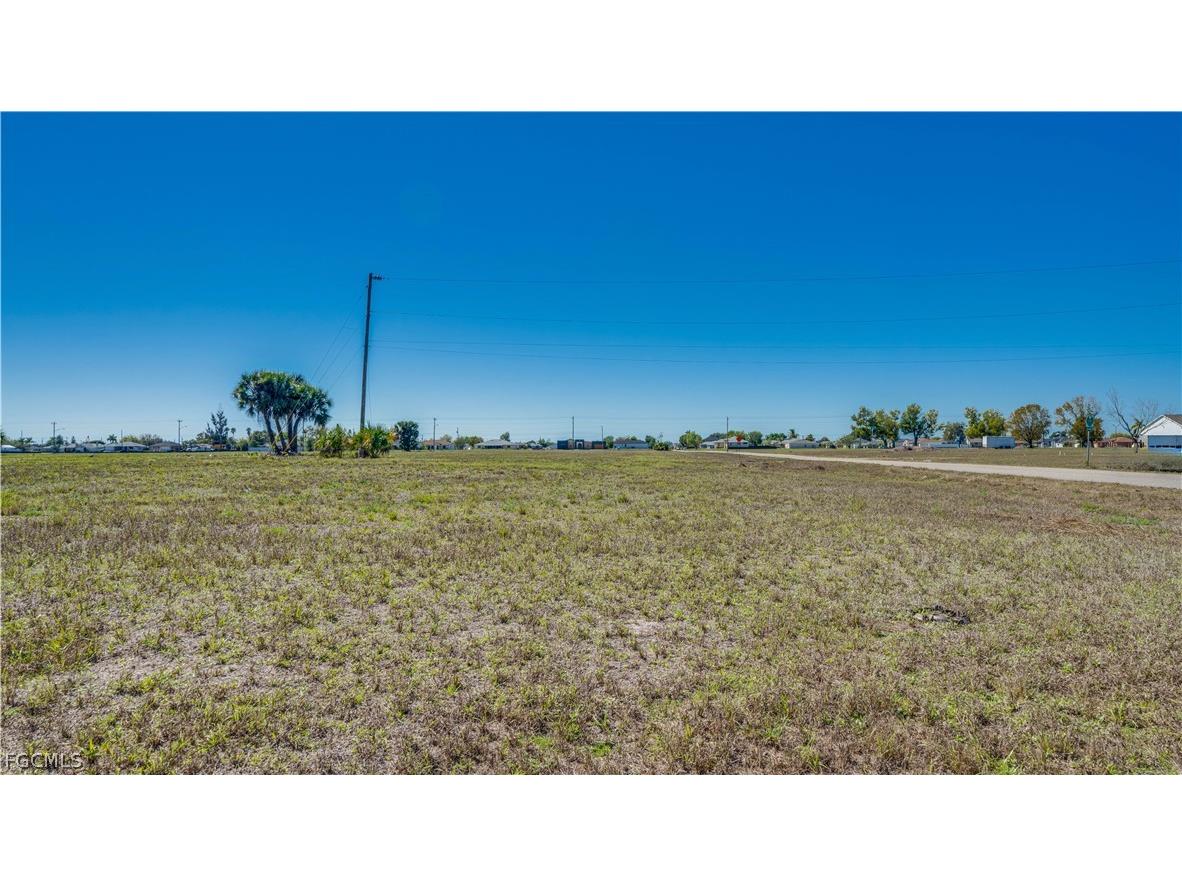 1902 NE 17th Terrace Cape Coral FL 33909 2026013355 image6