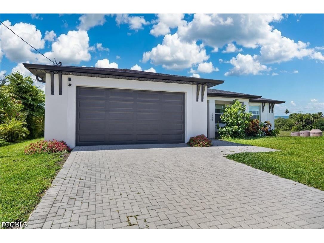1902 NE 20th Street Cape Coral FL 33909 2026023789 image2